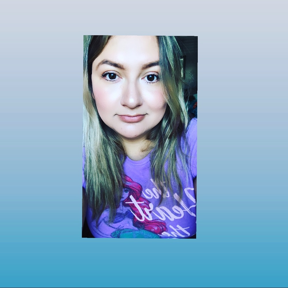 Meet your Posher, Maribel